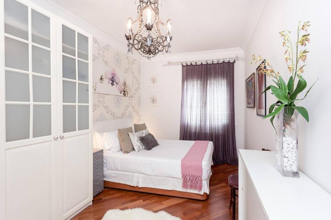 Central 2 Bedroom By Sagrada Familia Barcelona