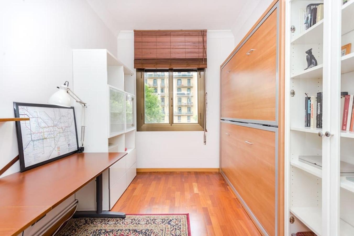 Central 2 Bedroom By Sagrada Familia *