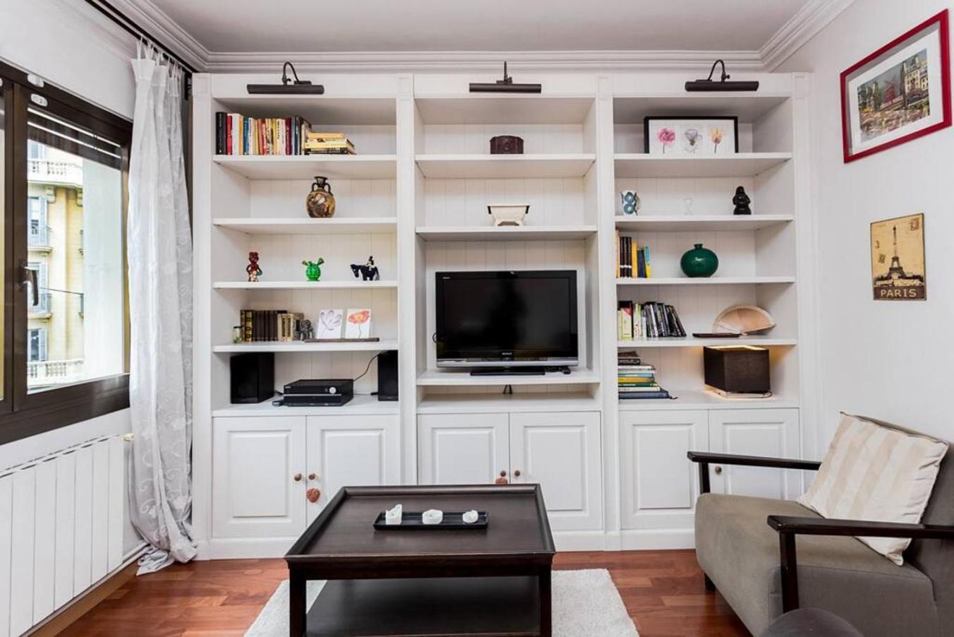 Central 2 Bedroom By Sagrada Familia * Barcelona